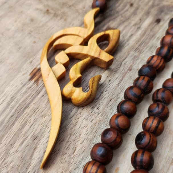 گردنبند چوبی اسم سعید