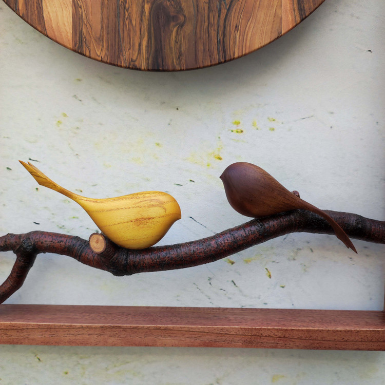 گنجشک چوبی زرد و قهوهای